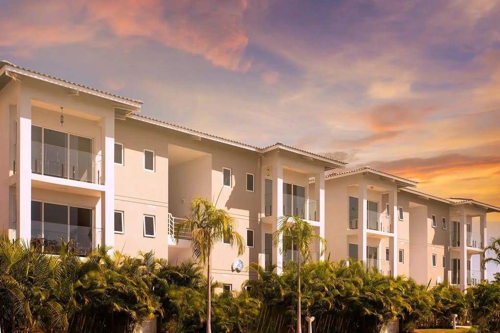 Apartamentos de lujo en Panamá para personas de Uruguay: mar y montaña
